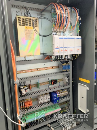 Präzisionsbearbeitung CNC-Schärfmaschine gebraucht, WALTER Helitronic Power Regrinder 20689-975