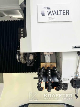 CNC Werkzeugschleifmaschine mit numerischer Steuerung WALTER Helitronic Basic 90112