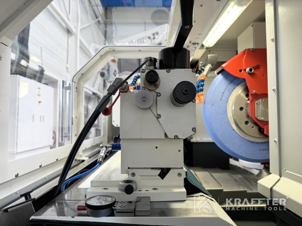 Präzisionsbearbeitung CNC-Rundschleifmaschine gebraucht, STUDER S33 90177