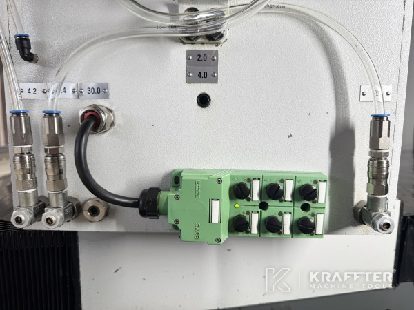 CNC-Schärfmaschine für Metall für die Feinmechanik WALTER Helitronic Power Diamond 90157