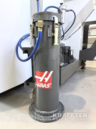 Ankauf und Verkauf Bearbeitungszentrum HAAS UMC 750 SS 90145, international