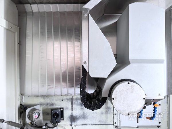 Ankauf und Verkauf Bearbeitungszentrum CHIRON FZ 08K S Magnum High Speed Plus 90153, international