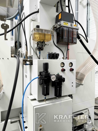 Ölnebel-Absaugeinheit auf HAUSER S35-400 90103