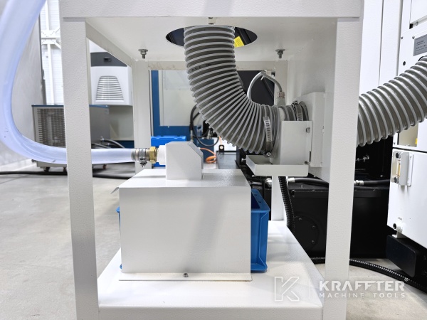 Verkauf von Vertikale CNC-Drehmaschine MAZAK Mega Turn 900 90171 Gebrauchte Werkzeugmaschinen