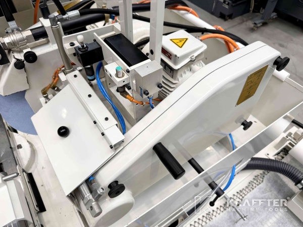 Rundschleifmaschine STUDER S20 Favorit 90156 , KRAFFTER Verkäufer von gebrauchten Werkzeugmaschinen