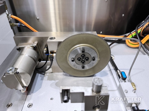 Gebrauchte Werkzeugmaschine zu verkaufen - AMADA Techster 106 90163  Achsen bei KRAFFTER