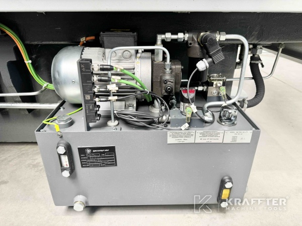 CNC-Rundschleifmaschine zu verkaufen TACCHELLA Elektra UA 1200 90114 Gebrauchte Werkzeugmaschinen