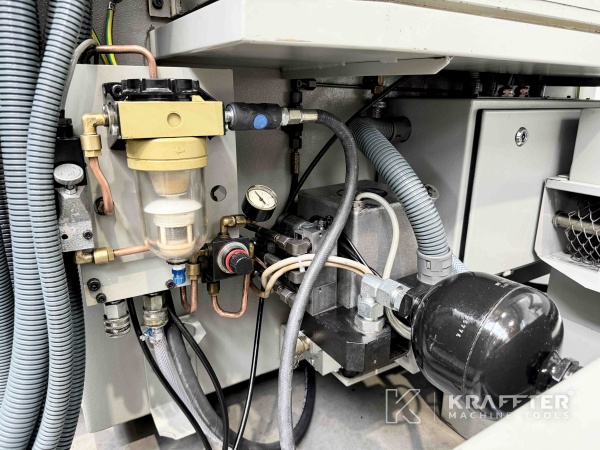 Ölnebel-Absaugeinheit auf HAUSER S40-400 90101