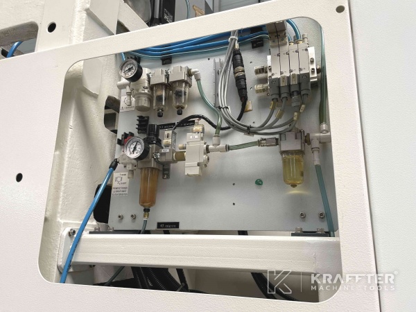 Ankauf und Verkauf Bearbeitungszentrum HURON VX6 APC 90072, international