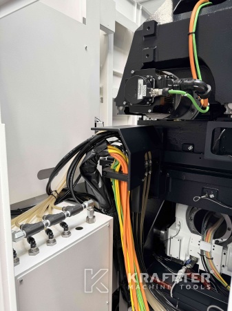 MAZAK Variaxis C-600 90161 Große Kapazitäten