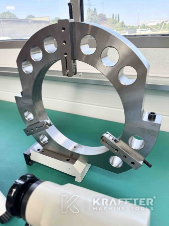 Ausrüstungen , Zubehör für CNC Rundschleifmaschine TACCHELLA Elektra UA 1200 90114