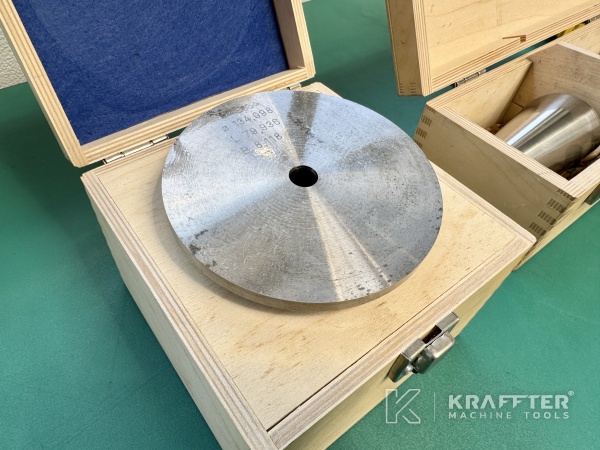 Zubehör für CNC-Schärfmaschine WALTER Helitronic Power Regrinder 90159