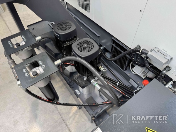 CNC-Drehmaschine NAKAMURA NTJ 100 90150 Gebrauchte Werkzeugmaschinenµ