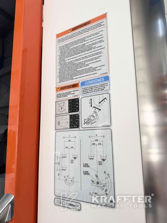 KRAFFTER Händler für gebrauchte Werkzeugmaschinen MAZAK Variaxis C-600 90161