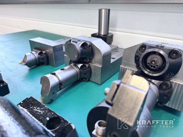 Zubehör für Vertikale CNC-Drehmaschine MAZAK Mega Turn 900 90171