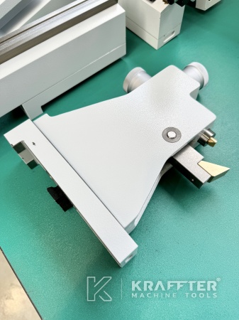 Ausrüstungen , Zubehör für CNC-Rundschleifmaschine KELLENBERGER 100 90121