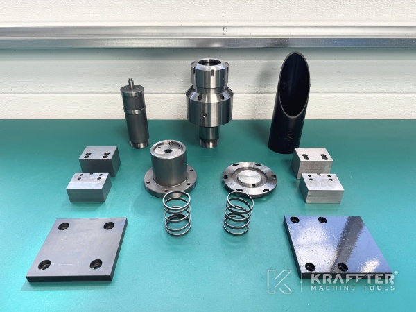Maschinenausrüstung, Zubehör für CNC Bearbeitungszentrum WILLEMIN MACODEL 508 MT 90188