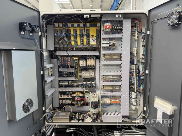 Schaltschrank für Industriemaschine NAKAMURA NTJ 100 90150