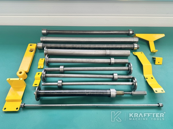 Zubehör, Ausrüstung und Werkzeuge für CNC-Drehmaschine MIYANO BNJ 42 SY3 90118