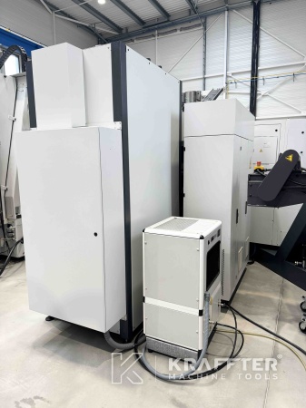 Industriemaschinen zum Fräsen Bearbeitungszentrum MIKRON UCP 600 Vario 90074