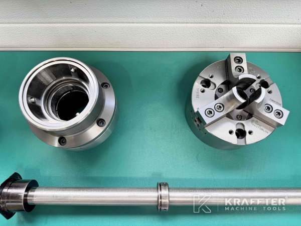 Zubehör, Ausrüstung und Werkzeuge für CNC-Drehmaschine NAKAMURA NTJ 100 90150