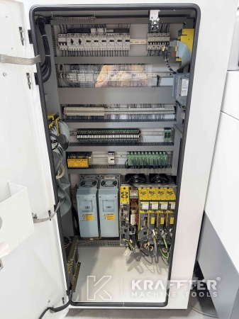 Industrielle Schaltschränke auf STUDER S33 90137