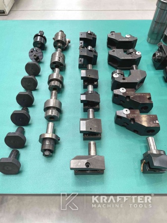 Zubehör, Ausrüstung und Werkzeuge für CNC-Drehmaschine BOLEY CITIZEN BE 42 Y 90079