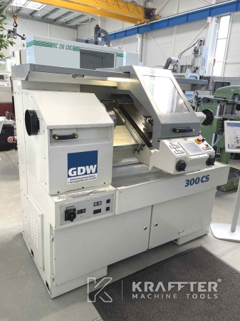 Präzisionsbearbeitung Teach-in-CNC-Drehmaschine gebraucht, GDW 300 CS 90069