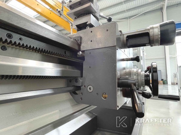Konventionelle Drehmaschine COLCHESTER MASTER VS 3250 20690-006 , KRAFFTER Verkäufer von gebrauchten Werkzeugmaschinen