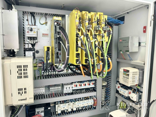 Schaltschrank CNC-Rundschleifmaschine JONES & SHIPMAN Ultramat 650 Easy-B 90120