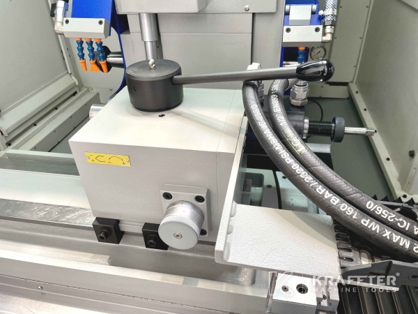 CNC-Rundschleifmaschine zu verkaufen GER C-1000 CNC 90088 Gebrauchte Werkzeugmaschinen