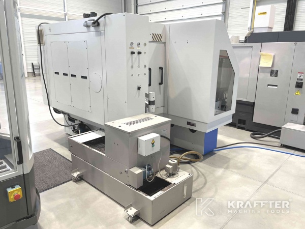 CNC-Rundschleifmaschine JONES & SHIPMAN Ultramat Easy 650 20690-005 Gebrauchte Werkzeugmaschinenµ