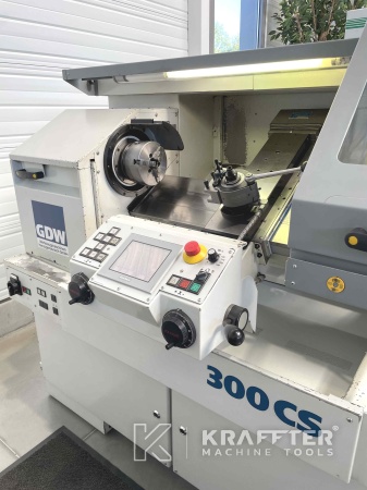 Teach-in-CNC-Drehmaschine zu verkaufen GDW 300 CS 90069 Gebrauchte Werkzeugmaschinen