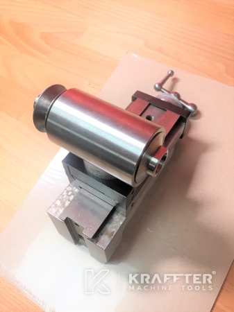 Ankauf und Verkauf Konventionelle Drehmaschine SCHAUBLIN 70 20689-919, international