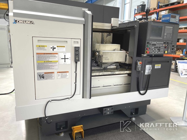 CNC-Rundschleifmaschine digitale d'occasione OKUMA GP-26T II 20690-023 Venditore di macchine utensili