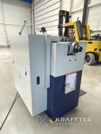 Industriemaschinen zum Drehen Teach-in-CNC-Drehmaschine SCHAUBLIN 225 20690-007 