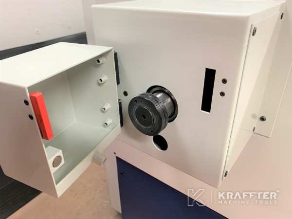 CNC-Drehmaschine zu verkaufen SCHAUBLIN 225 TM-CNC 20689-943 Gebrauchte Werkzeugmaschinen