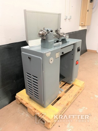 Kleine gebrauchte Metalldrehmaschine SCHAUBLIN 70 20689-929 bei Kraffter