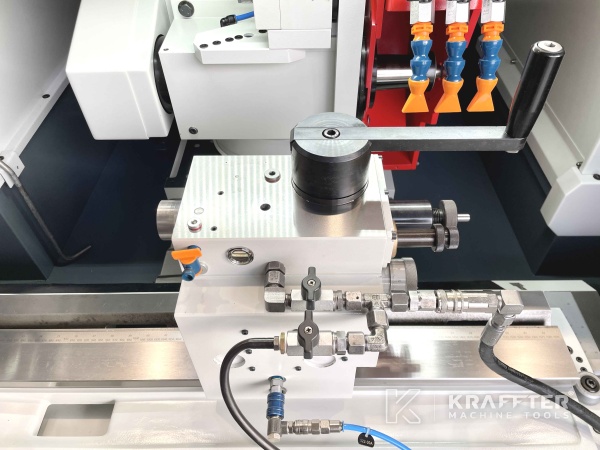 CNC-Rundschleifmaschine für Metall gebraucht, STUDER Favorit CNC 20690-016