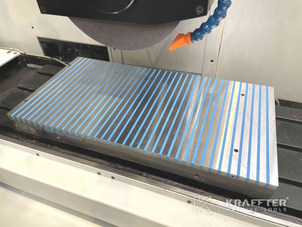 mit numerischer Programmierung FENIX FB-75 CNC 90050