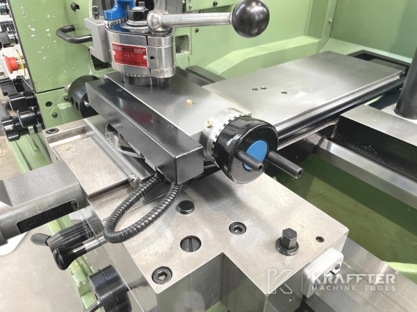 Konventionelle Drehmaschine COLCHESTER MASTER VS 3250 20690-022 Gebrauchte Werkzeugmaschinenµ