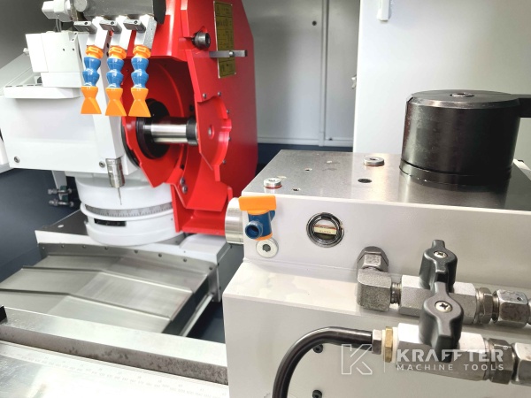 Ankauf und Verkauf weltweit von CNC-Rundschleifmaschine, gebraucht, STUDER Favorit CNC 20690-016