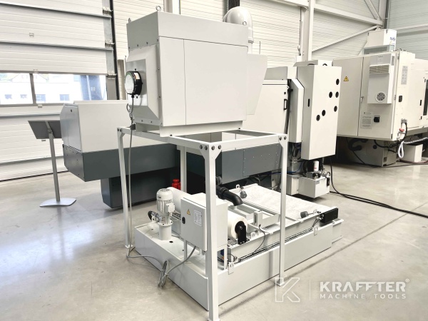 CNC-Rundschleifmaschine STUDER Favorit CNC 20690-016 Gebrauchte Werkzeugmaschinenµ